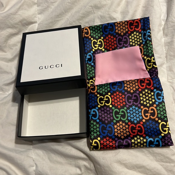New in box Gucci wallet - Picture 2 of 5
